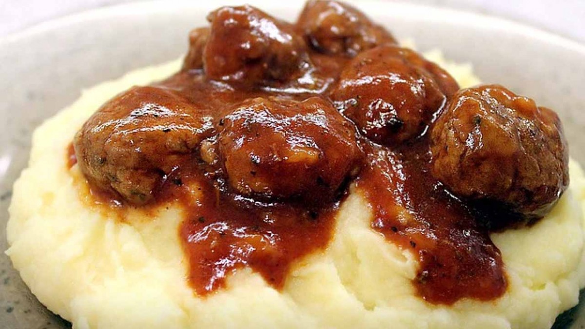 Patates Püreli Köfte Tarifi: Fırında Püreli Köfte Tarifi ve Yapılışı Patates Püreli Köfte Tarifi: Fırında Püreli Köfte Tarifi ve Yapılışı